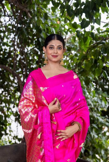 Pure Raw Mango Silk Banarasi Sarees Manufacturers in Nanded