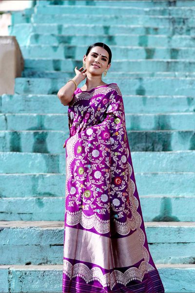 Purple Banarasi Katan Silk Saree With Floral Zari Weaving And Scallop Border Manufacturers in Varanasi