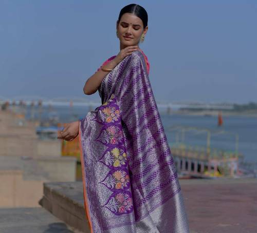 Top Saree in Varanasi