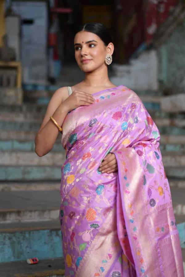 Baby Pink Ektara Katan Kadhiyal Jangla Banaras Handloom Saree in Varanasi