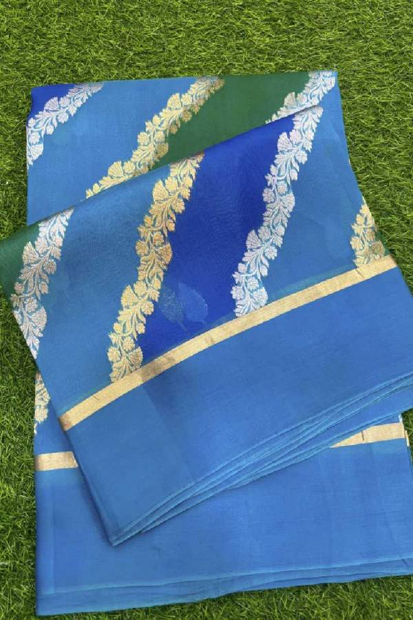 Blue Kora Katan Rungkaat Banarasi Handloom Saree in Varanasi