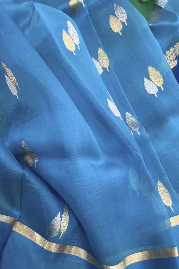 Blue Kora Katan Rungkaat Banarasi Handloom Saree in Varanasi