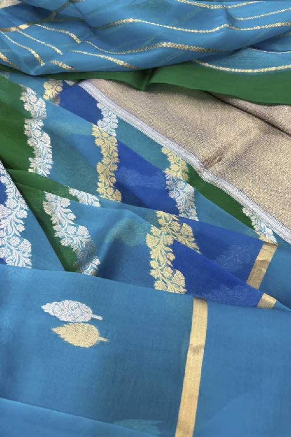 Blue Kora Katan Rungkaat Banarasi Handloom Saree in Varanasi