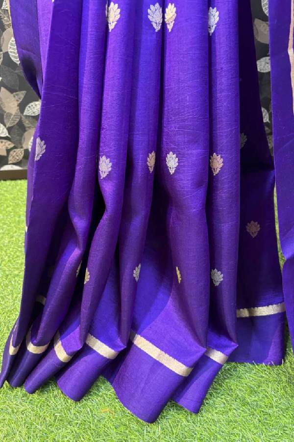 Blue Pure Raw Mango With Ada Kadhiyal Banarasi Handloom Saree in Varanasi