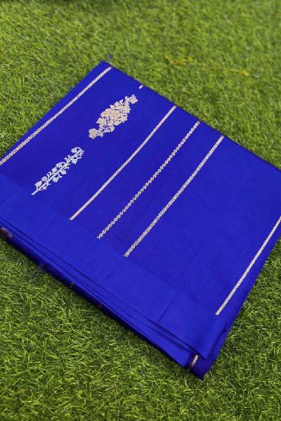 Dark Blue Pure Raw Mango Banarasi Handloom Saree in Varanasi