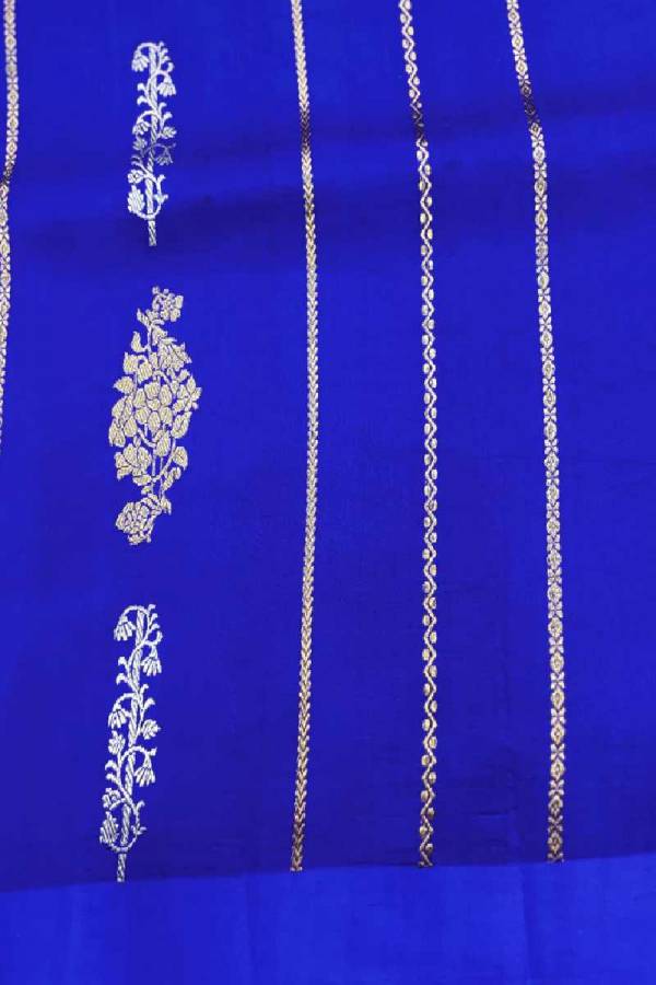 Dark Blue Pure Raw Mango Banarasi Handloom Saree in Varanasi
