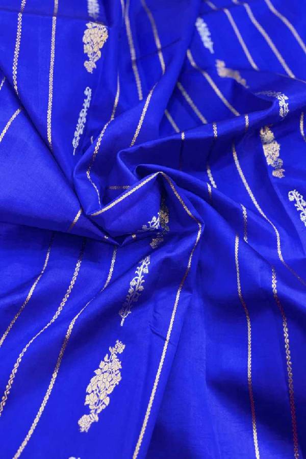 Dark Blue Pure Raw Mango Banarasi Handloom Saree in Varanasi