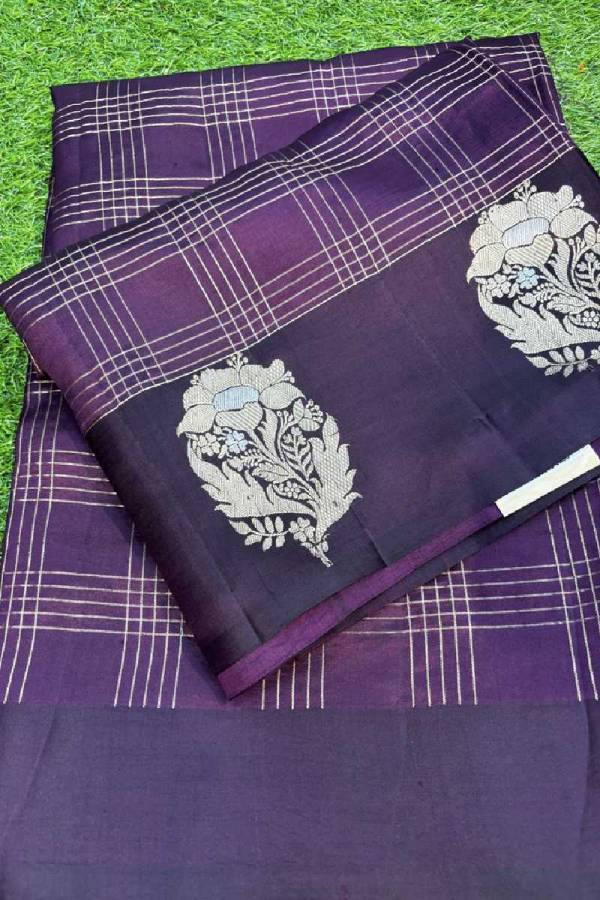 Dark Wine Brown Pure Raw Mango Banarasi Handloom Saree in Varanasi