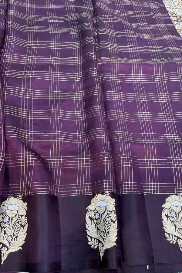 Dark Wine Brown Pure Raw Mango Banarasi Handloom Saree in Varanasi