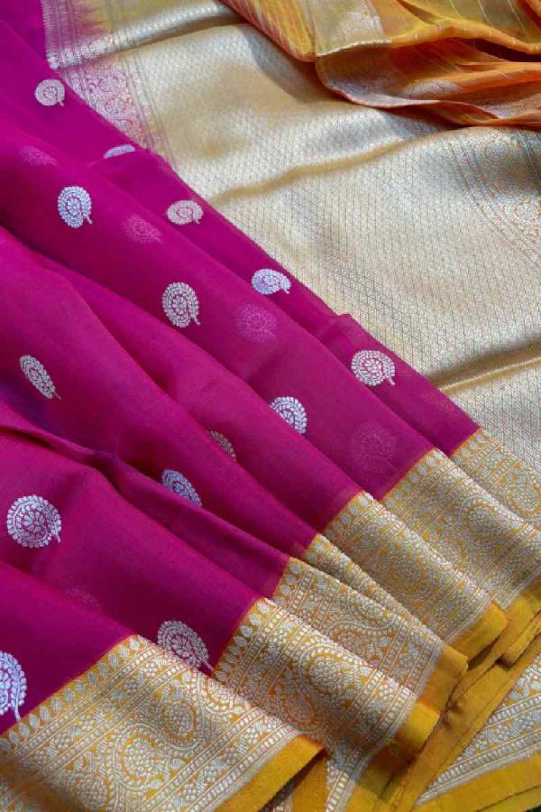 Exclusive Rani Pink Pure Kora Katan Kadhiyal Handloom Banarasi Saree in Varanasi
