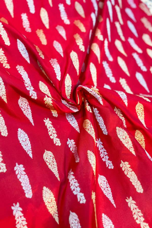 Exclusive Red Pure Katan Leaf Boota Banarasi Handloom Saree in Varanasi
