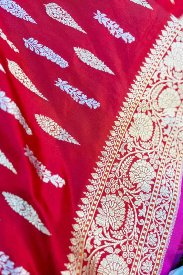 Exclusive Red Pure Katan Leaf Boota Banarasi Handloom Saree in Varanasi