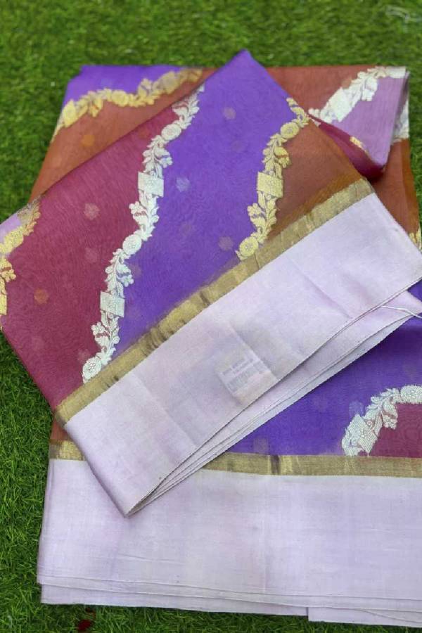Lavender Pure Kora Katan Rungkaat Banarasi Handloom Saree in Varanasi