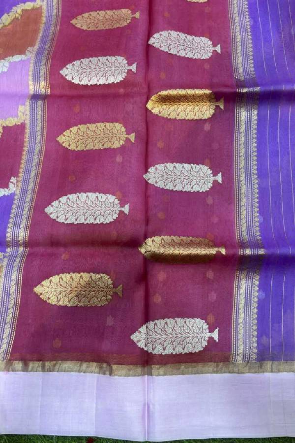 Lavender Pure Kora Katan Rungkaat Banarasi Handloom Saree in Varanasi