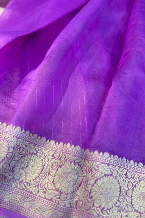 Levender Pure Kora Katan Kadhiyal Banaras Handloom Saree in Varanasi