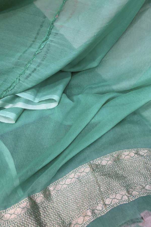Light Green Pure Khaddi Georgette Rungkaat Banarasi Handloom Saree in Varanasi