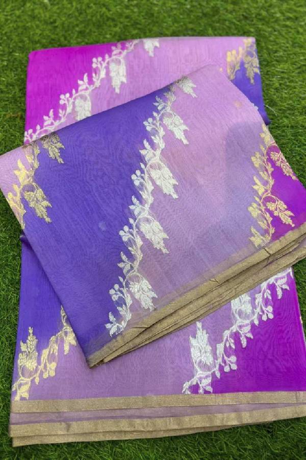 Light Lavender Pure Kora Katan Rungkaat Banarasi Handloom Saree in Varanasi