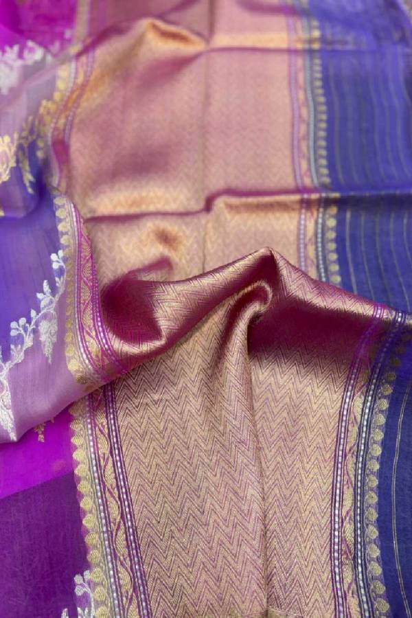 Light Lavender Pure Kora Katan Rungkaat Banarasi Handloom Saree in Varanasi