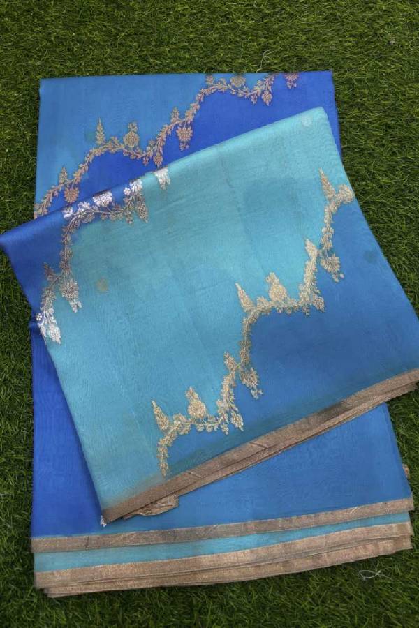 Light Sky Blue Kora Katan Rungkaat Banarasi Handloom Saree in Varanasi