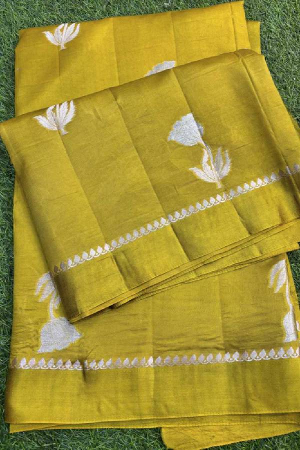 Mustard Yellow Raw Mango Banarasi Handloom Saree in Varanasi
