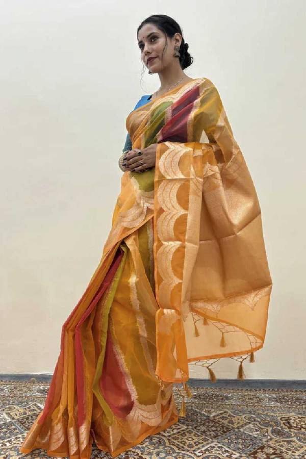 Orange Yellow Kora Rungkaat Banarasi Handloom Saree in Varanasi