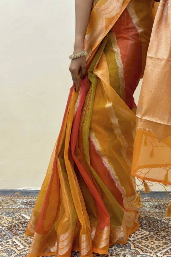 Orange Yellow Kora Rungkaat Banarasi Handloom Saree in Varanasi