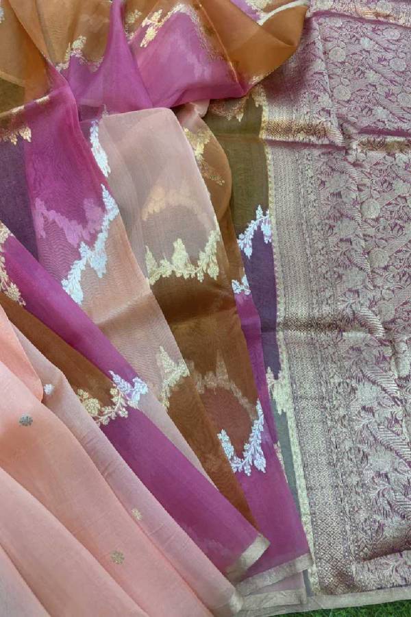 Peach Pure Kora Katan Rungkaat Banarasi Handloom Saree in Varanasi