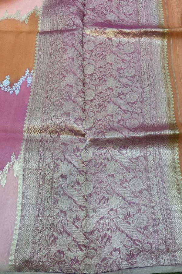Peach Pure Kora Katan Rungkaat Banarasi Handloom Saree in Varanasi