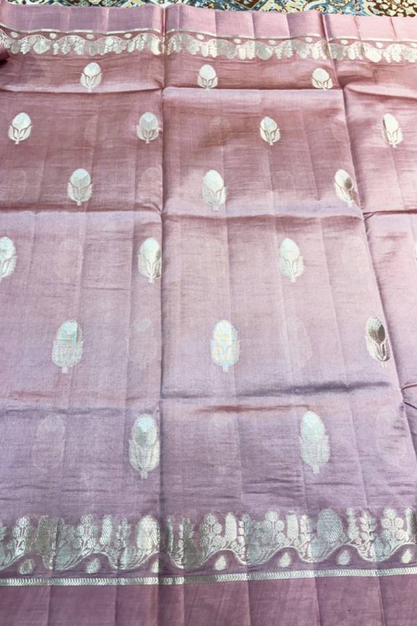 Peach Pure Raw Mango Banarasi Handloom Saree in Varanasi