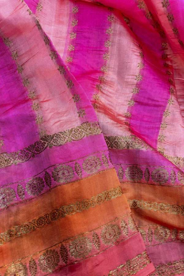 Pink Peach Pure Raw Mango Rungkaat Banarasi Handloom Saree in Varanasi