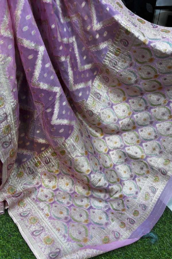 Pink Rungkaat Khaddi Georgette Banarasi Handloom Saree in Varanasi