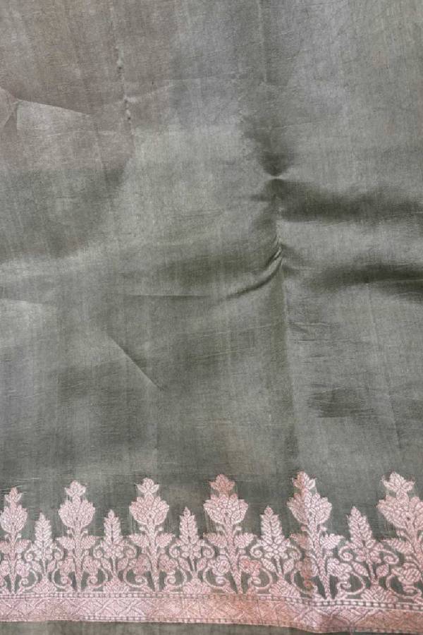 Pista Green Pure Raw Mango Banarasi Handloom Saree in Varanasi