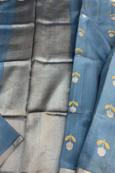 Powder Blue Pure Katan Raw Mango Banarasi Handloom Saree in Varanasi