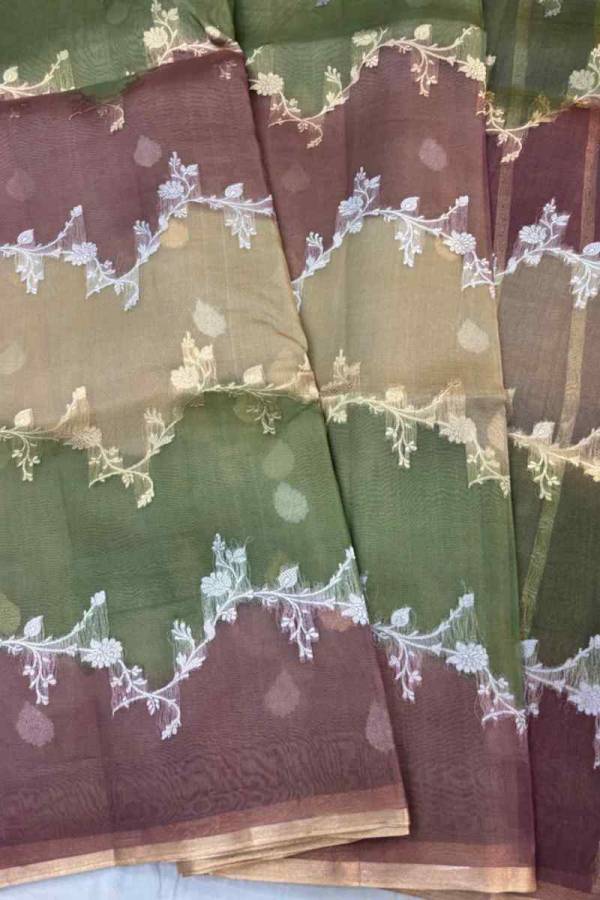Pure Kora Zari Work Rangkaat Banarasi Handloom Saree in Varanasi