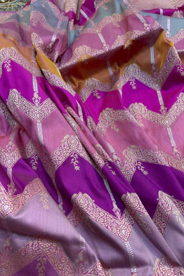 Rani Pink Shade Pure Katan Rungkaat Banarasi Handloom Saree in Varanasi