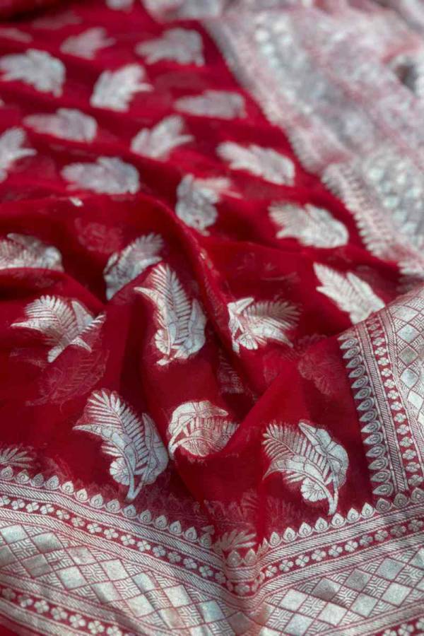 Red Pure Khaddi Georgette Leaf with Flowers Banarasi Handloom Saree in Varanasi