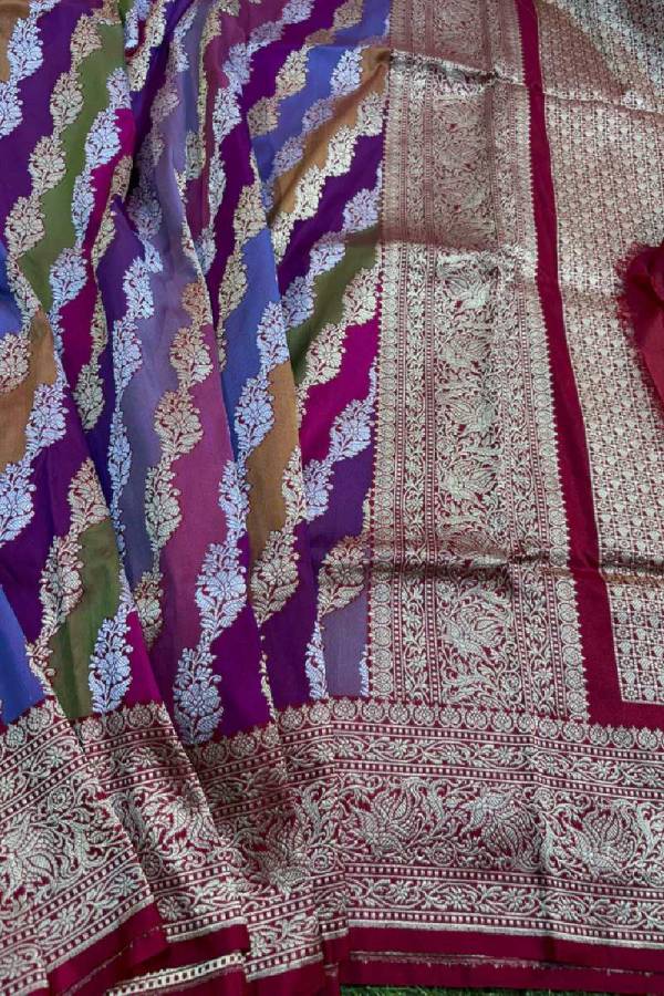 Rungkaat Katan Kadhiyal Banarasi Handloom Saree in Varanasi