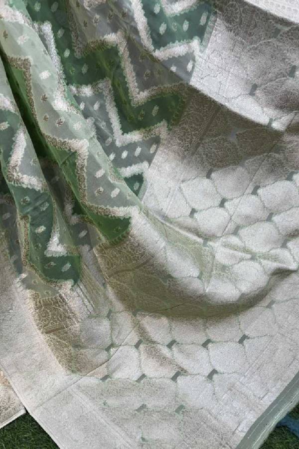 Sea Green Rungkaat Georgette Banarasi Saree in Varanasi